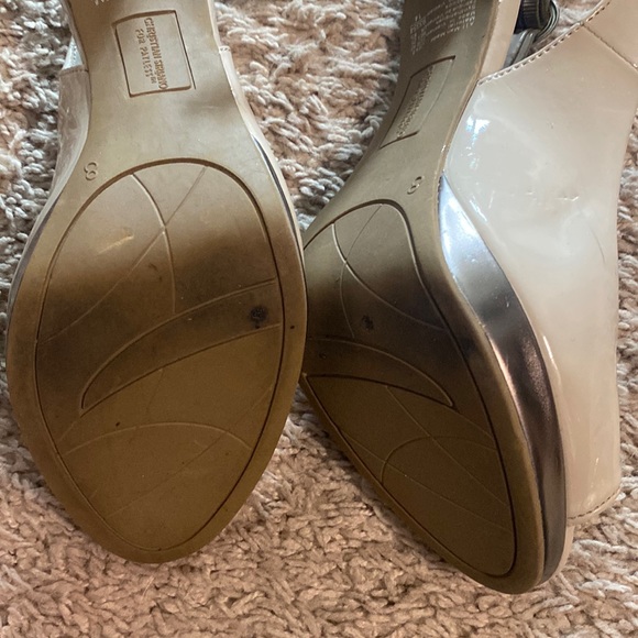 Open toe high heel women’s shoe - Picture 3 of 6